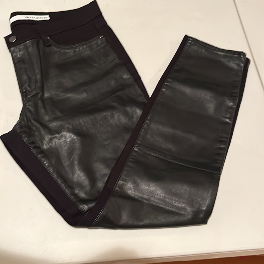DKNY Donna Karen New York  size 12 black pants faux leather front denim